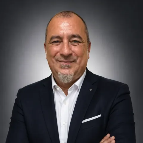 Νίκος Κερασιώτης, Real Estate Advisor & Strategist, founder of EstateIQ